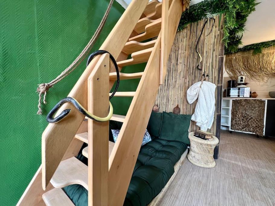 Nuit Dans La Jungle - Love Room Souppes-sur-Loing Экстерьер фото